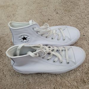 Chuck Taylor All Star Lugged leather platform sneakers